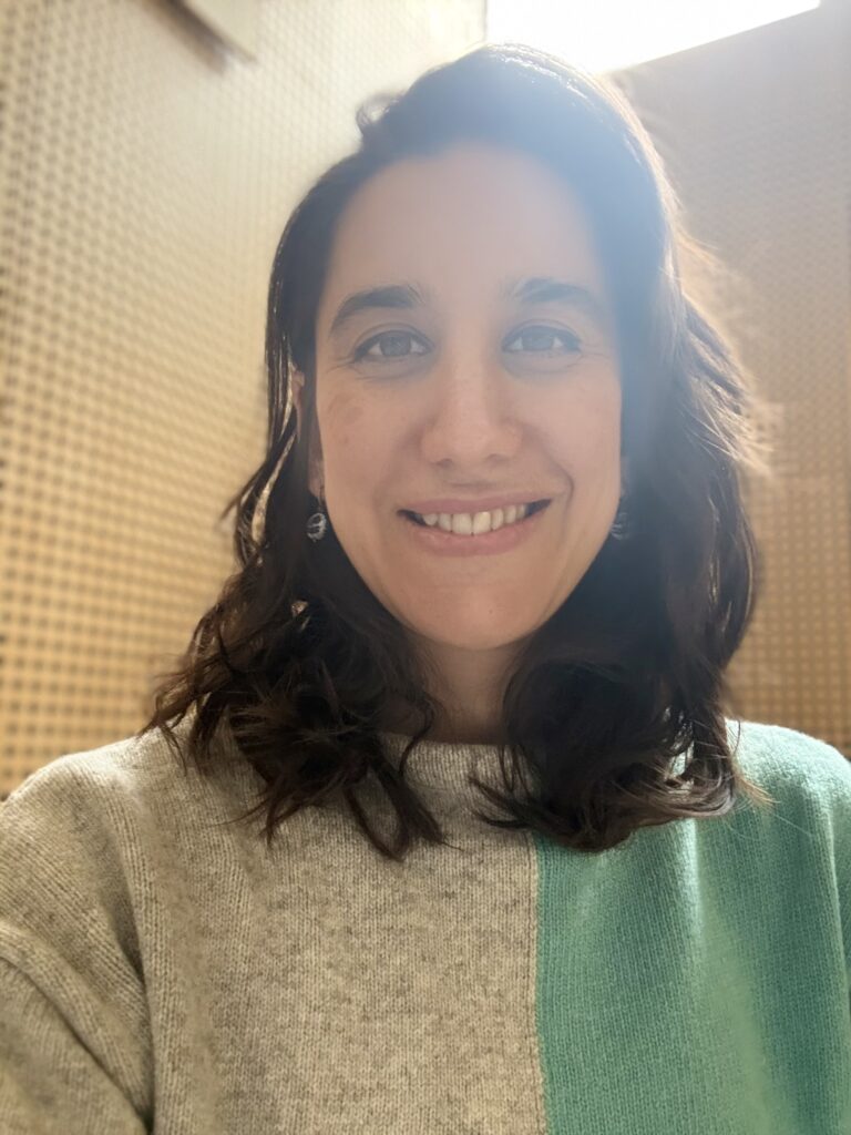 Hande Altınay presents her work-in-progress